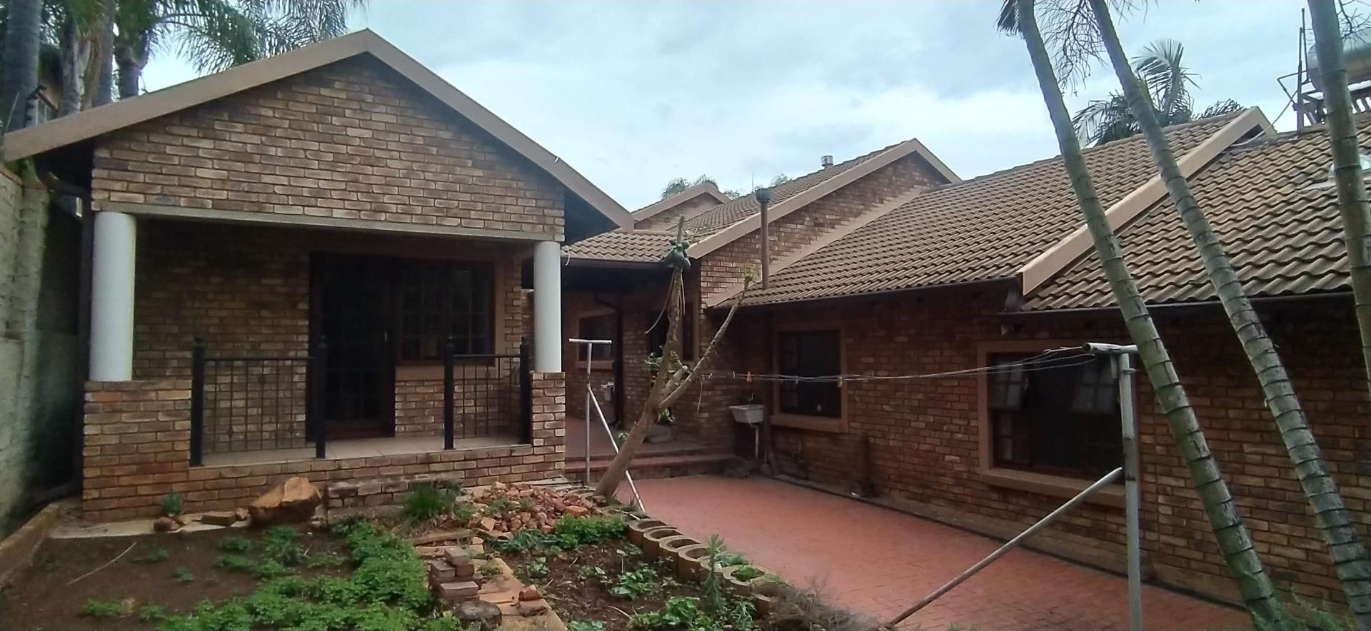 4 Bedroom  House for Sale in Pretoria - Gauteng